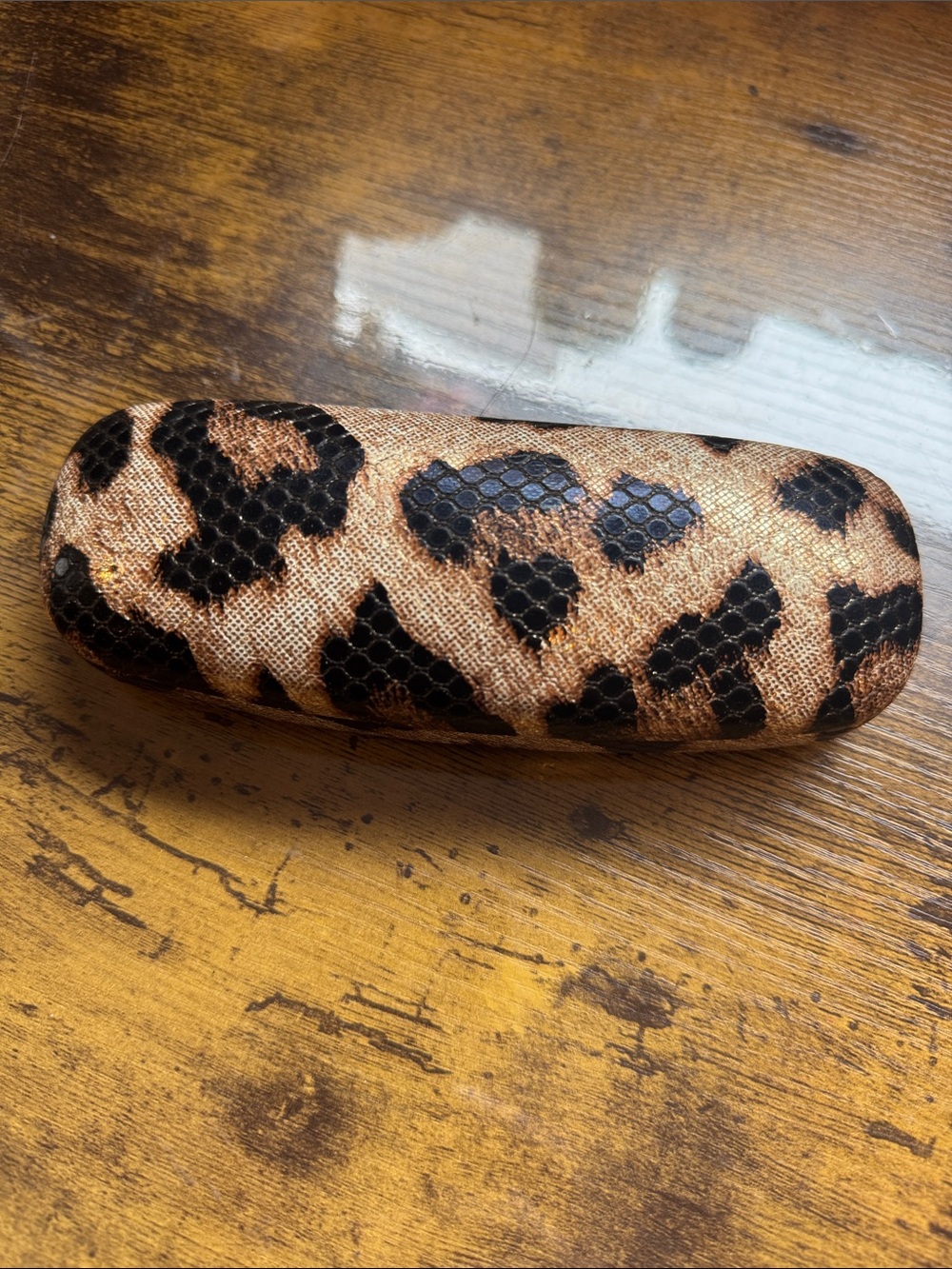 Foster Grant Leopard Print Glasses Case - Tan & Black